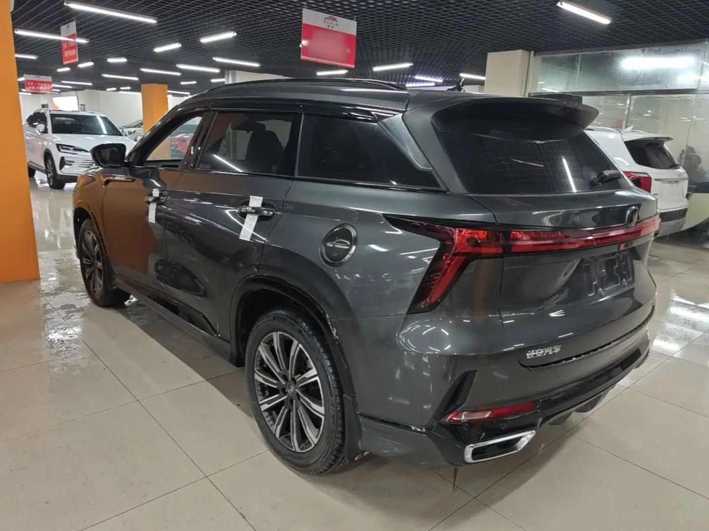 CHANGAN CS75 PLUS 2023 3rd Generation 1.5T Automatic Prestige Model — миниатюра 4
