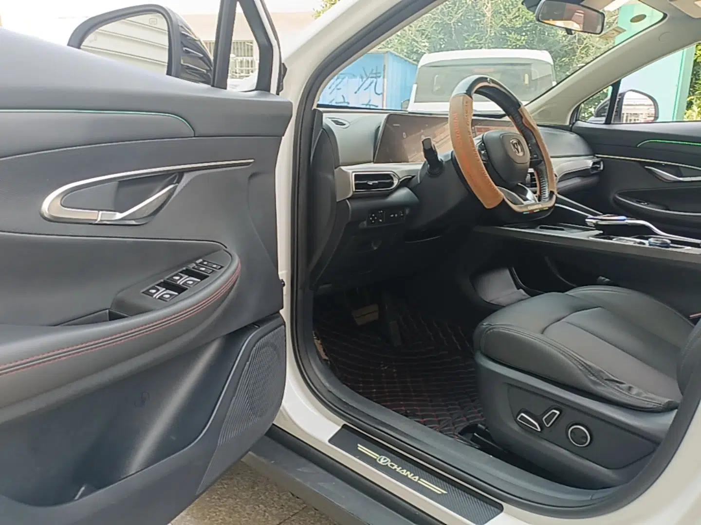 CHANGAN UNI-T 2020 1.5T Flagship Version — миниатюра 18