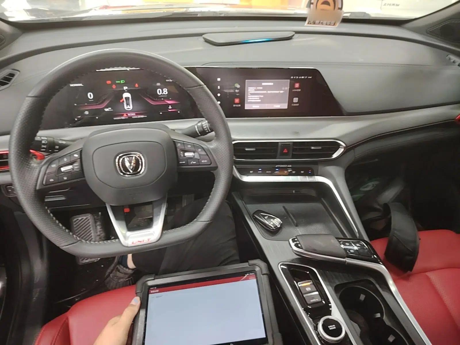 CHANGAN UNI-T 2020 1.5T Prestige Version — миниатюра 12