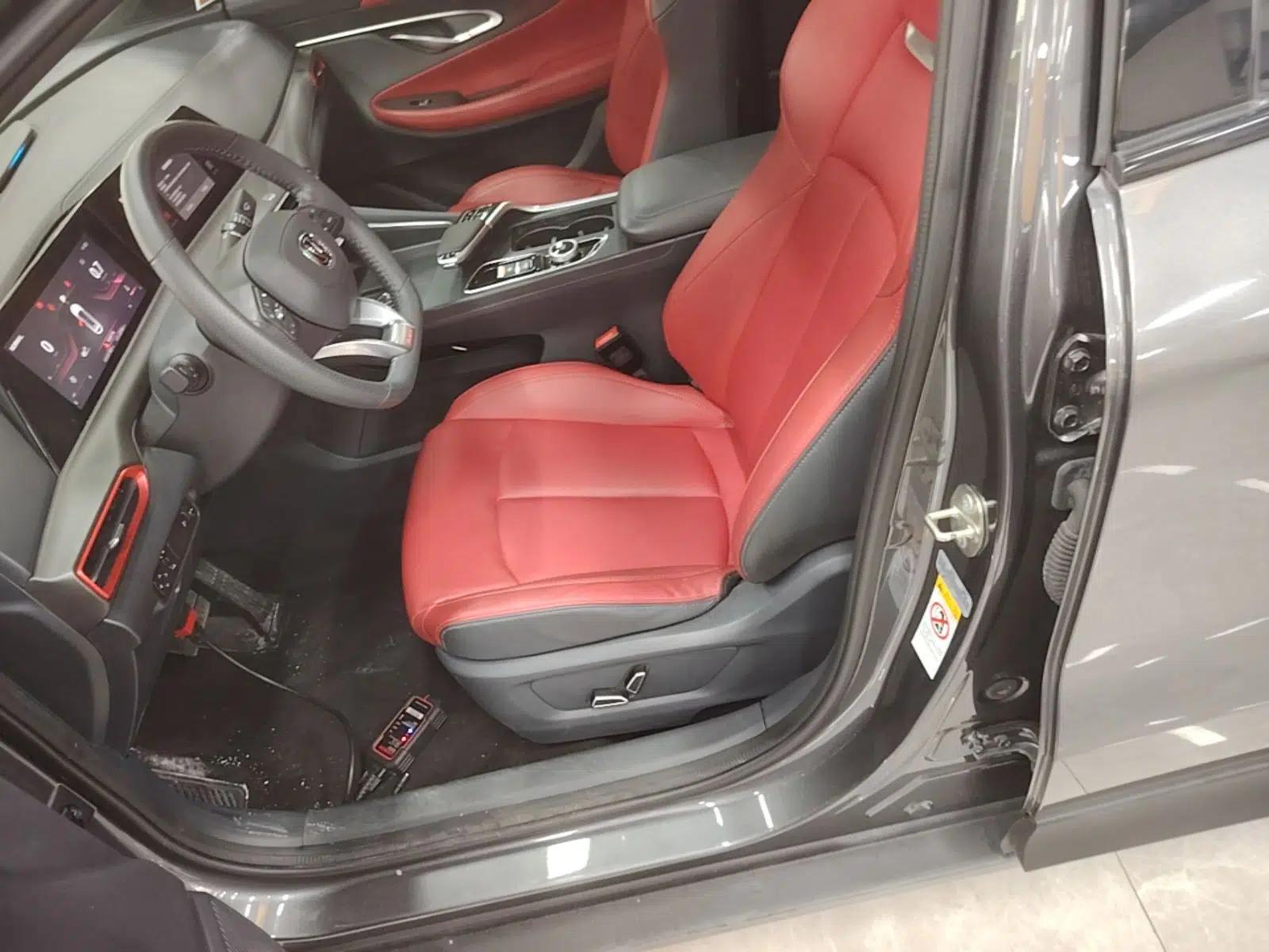 CHANGAN UNI-T 2020 1.5T Prestige Version — миниатюра 17