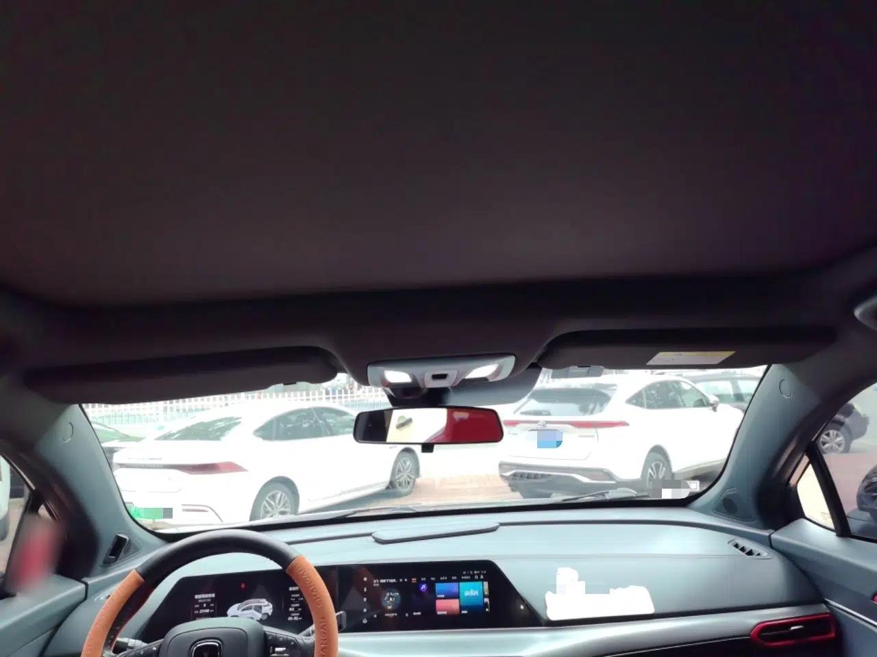 CHANGAN UNI-T 2020 1.5T Prestige Version — миниатюра 18