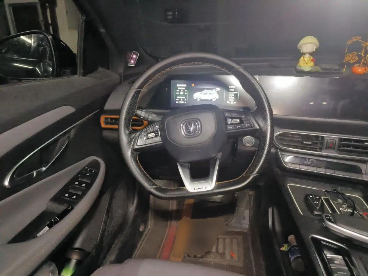CHANGAN UNI-T 2022 1.5T Prestige Version — миниатюра 10