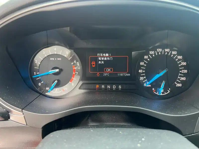 2017 Ford Mondeo EcoBoost 180 Comfort — миниатюра 8