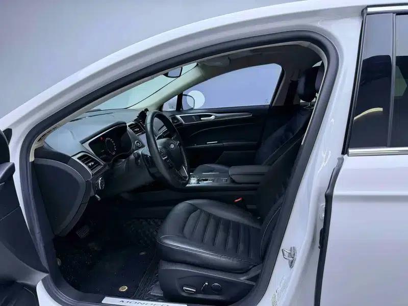 2017 Ford Mondeo EcoBoost 180 Fashion Edition — миниатюра 7