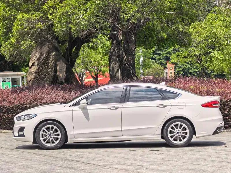 2018 Ford Mondeo EcoBoost 180 Intelligent Fashion Edition (National V Emission Standard) — миниатюра 4