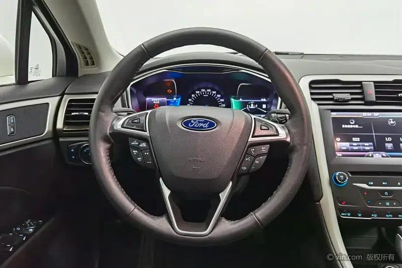 2013 Ford Mondeo 2.0L GTDi200 Luxury — миниатюра 13
