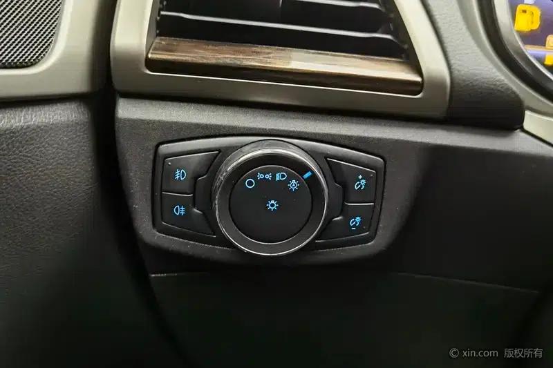 2013 Ford Mondeo 2.0L GTDi200 Luxury — миниатюра 15