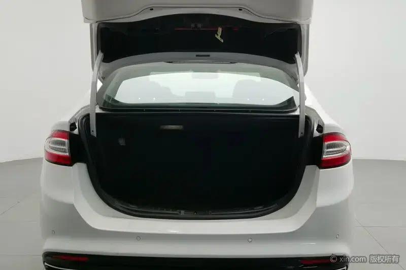 2013 Ford Mondeo 2.0L GTDi200 Luxury — миниатюра 23