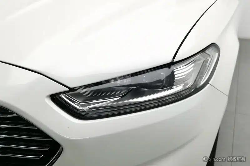 2013 Ford Mondeo 2.0L GTDi200 Luxury — миниатюра 7