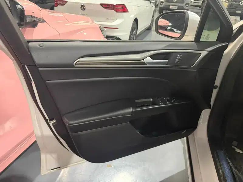 2020 Ford Mondeo EcoBoost 180 Fashion Edition — миниатюра 15