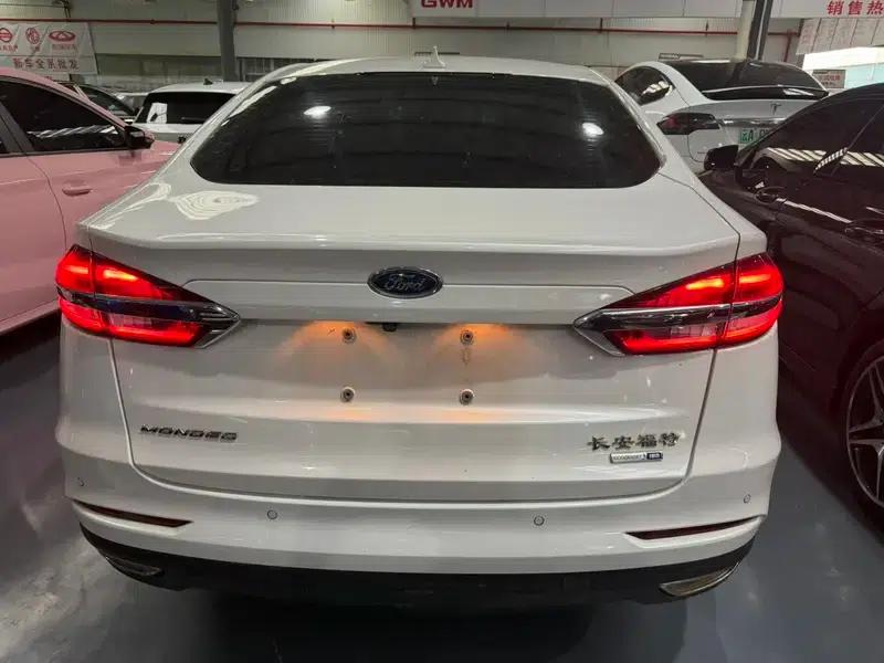 2020 Ford Mondeo EcoBoost 180 Fashion Edition — миниатюра 5