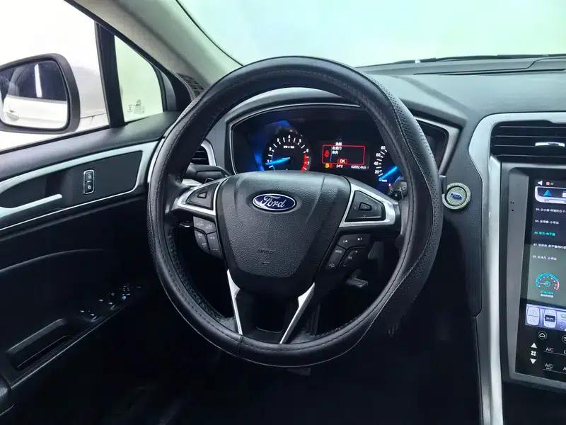 2017 Ford Mondeo EcoBoost 180 Fashion Edition — миниатюра 16