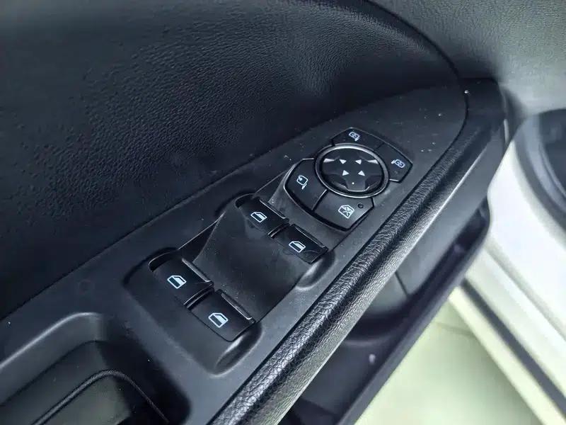 2017 Ford Mondeo EcoBoost 180 Fashion Edition — миниатюра 26
