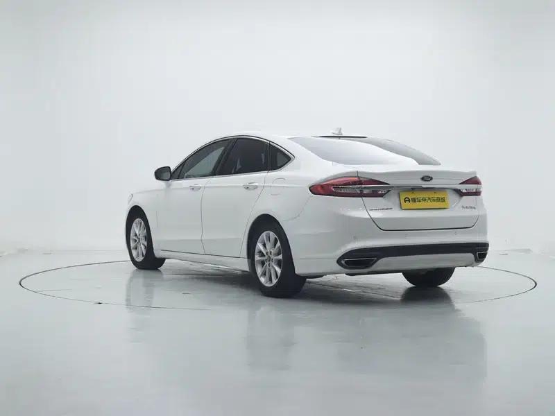 2017 Ford Mondeo EcoBoost 180 Fashion Edition — миниатюра 5