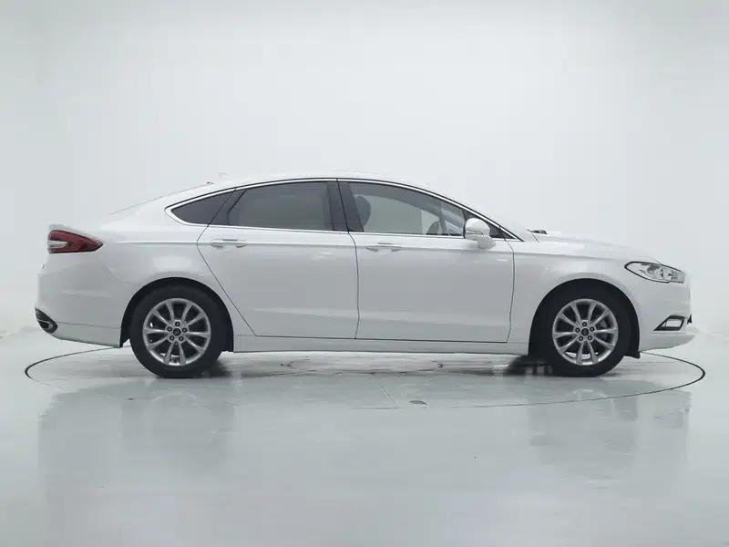 2017 Ford Mondeo EcoBoost 180 Fashion Edition — миниатюра 8