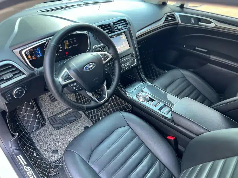 2017 Ford Mondeo EcoBoost 200 Luxury — миниатюра 14
