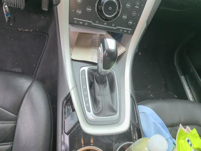 2013 Ford Mondeo 1.5L GTDi180 Fashion Edition — миниатюра 14