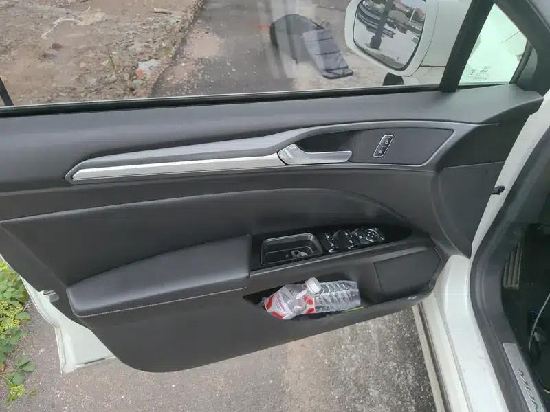 2013 Ford Mondeo 1.5L GTDi180 Fashion Edition — миниатюра 16