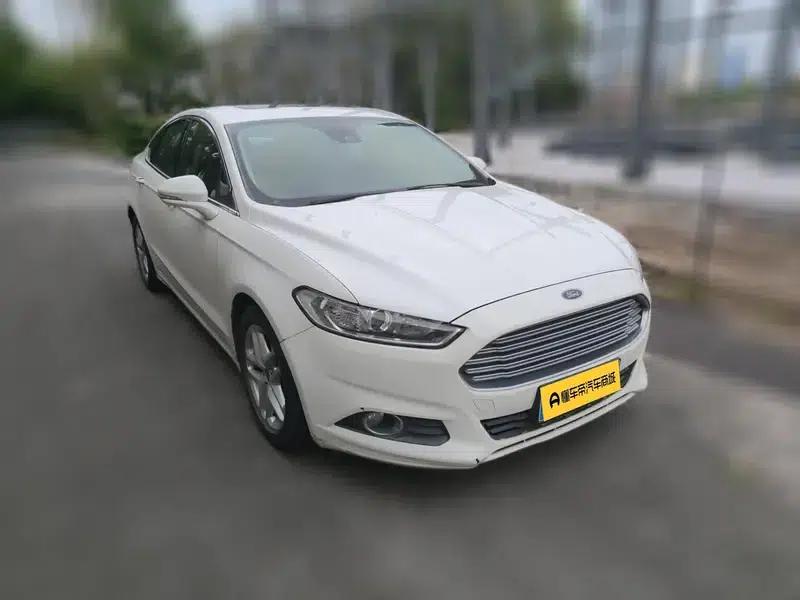 2013 Ford Mondeo 1.5L GTDi180 Fashion Edition — миниатюра 3