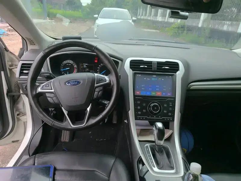2013 Ford Mondeo 1.5L GTDi180 Fashion Edition — миниатюра 10