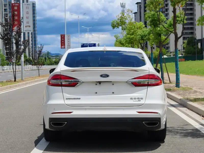 2018 Ford Mondeo EcoBoost 180 Intelligent Fashion Edition (National V Emission Standard) — миниатюра 4