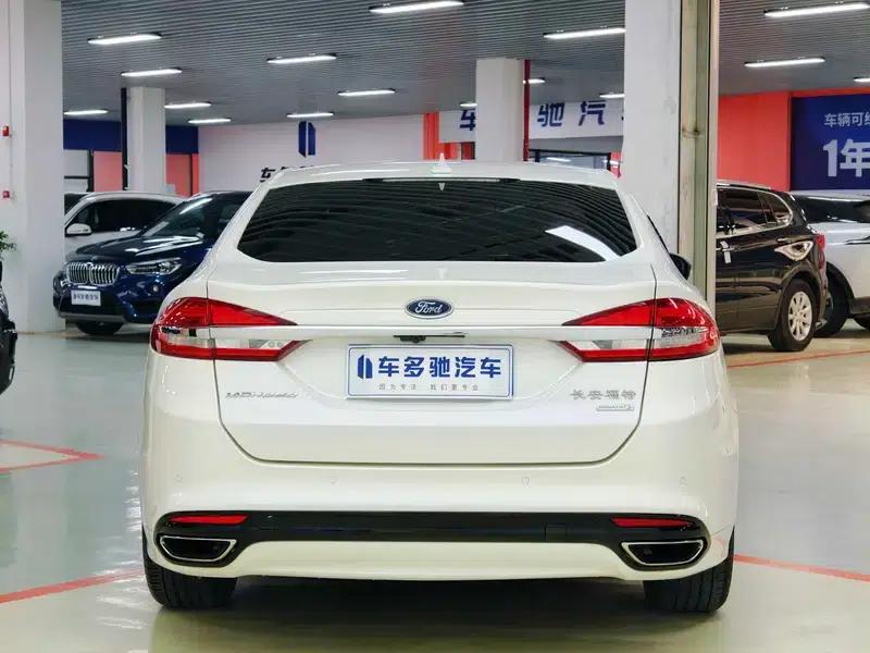 2018 Ford Mondeo EcoBoost 200 Fashion Edition — миниатюра 5