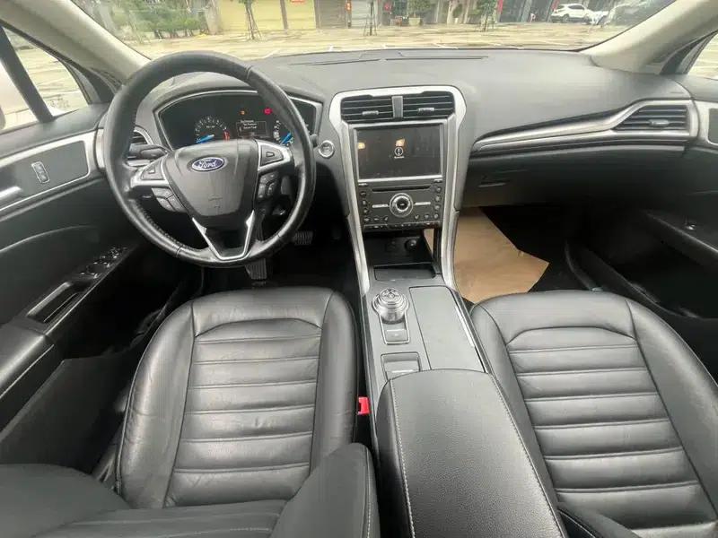 2017 Ford Mondeo EcoBoost 180 Fashion Edition — миниатюра 9