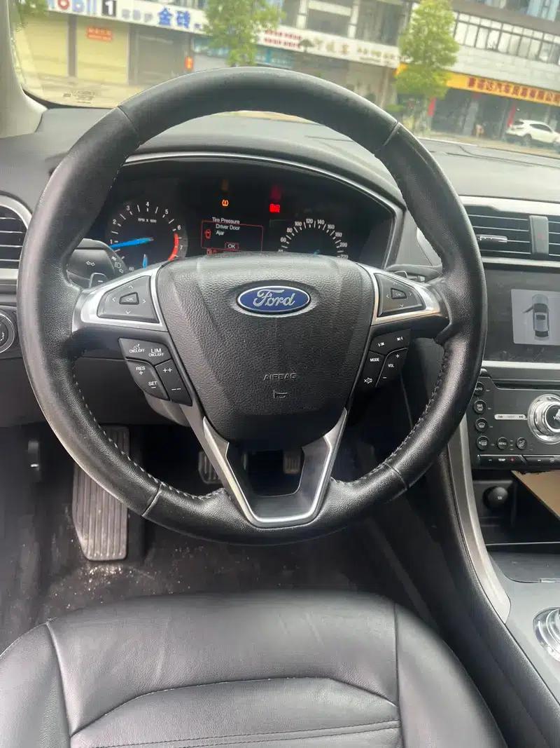 2017 Ford Mondeo EcoBoost 180 Fashion Edition — миниатюра 10