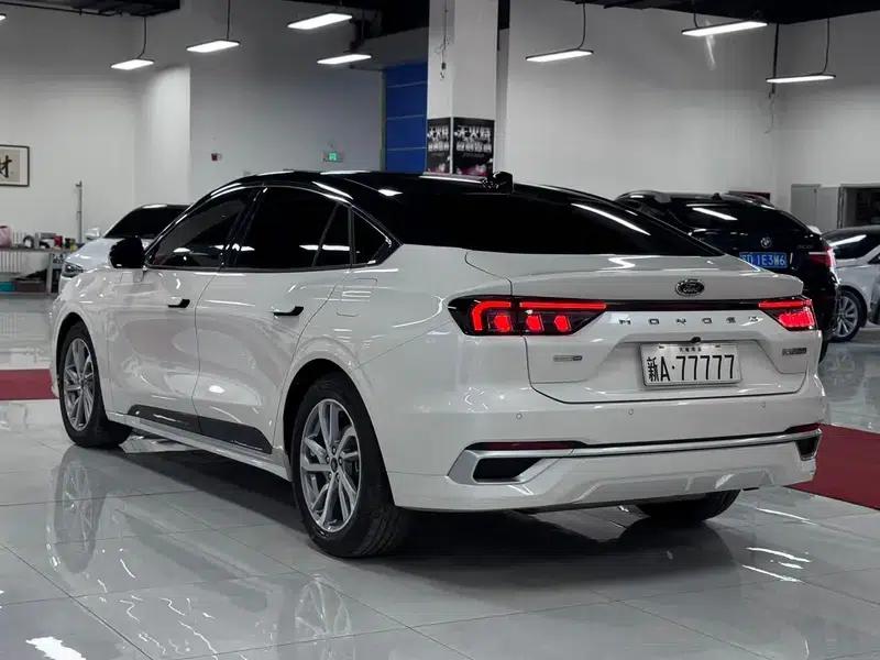 2023 Ford Mondeo EcoBoost 245 Luxury — миниатюра 4