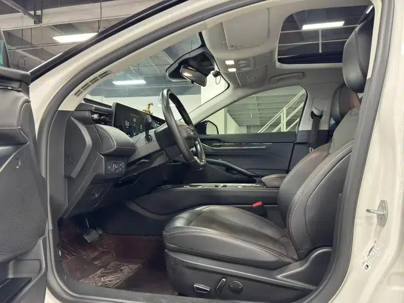 2023 Ford Mondeo EcoBoost 245 Luxury — миниатюра 8