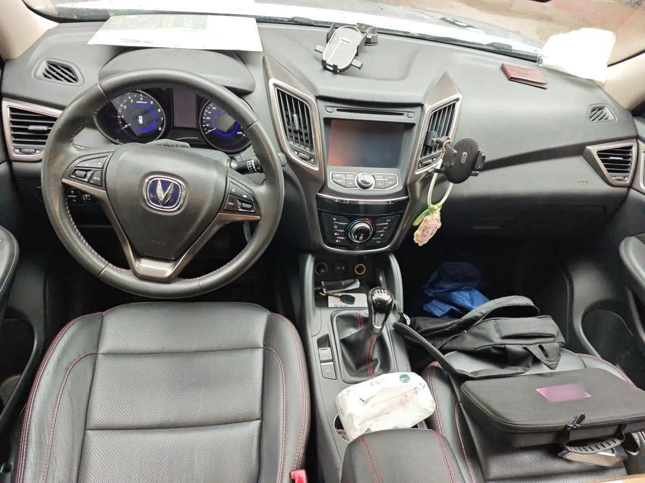 CHANGAN CS75 2014 2.0L Manual Luxury Version China IV Standard — миниатюра 9