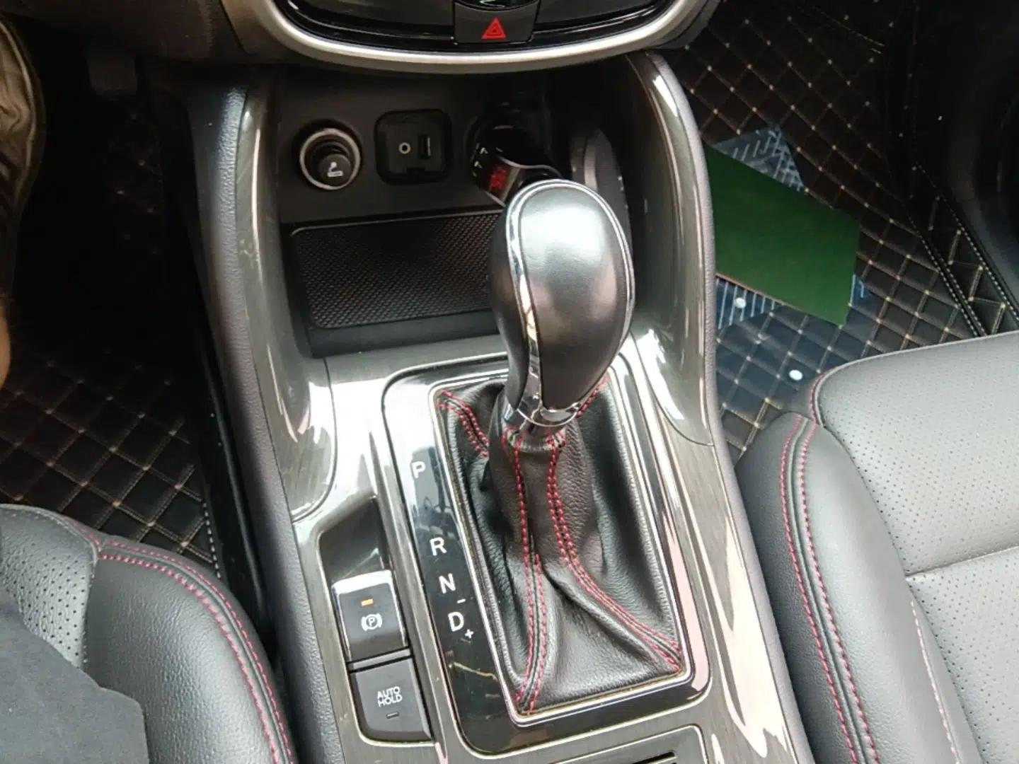 CHANGAN CS75 2017 Shangkui Edition 1.5T Automatic Fengxiang Model — миниатюра 16