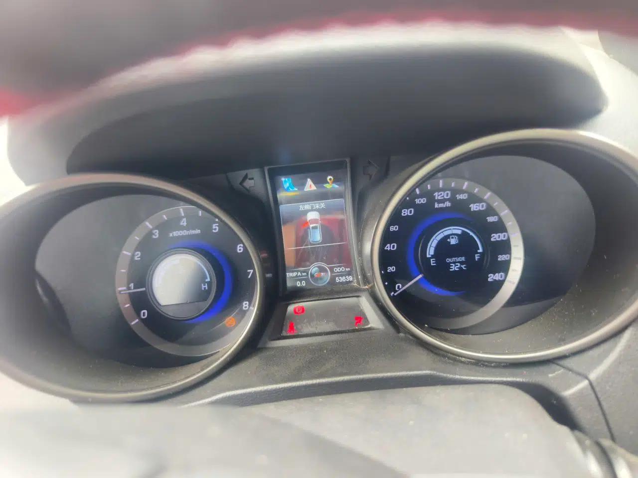 CHANGAN CS75 2016 1.5T Manual FENGSHANG Model — миниатюра 11