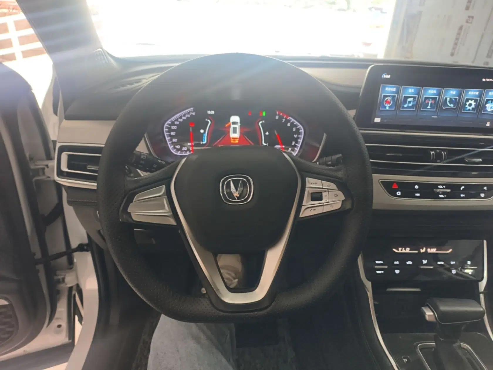 CHANGAN CS75 2018 280T Automatic Smart Edition China V Standard — миниатюра 18