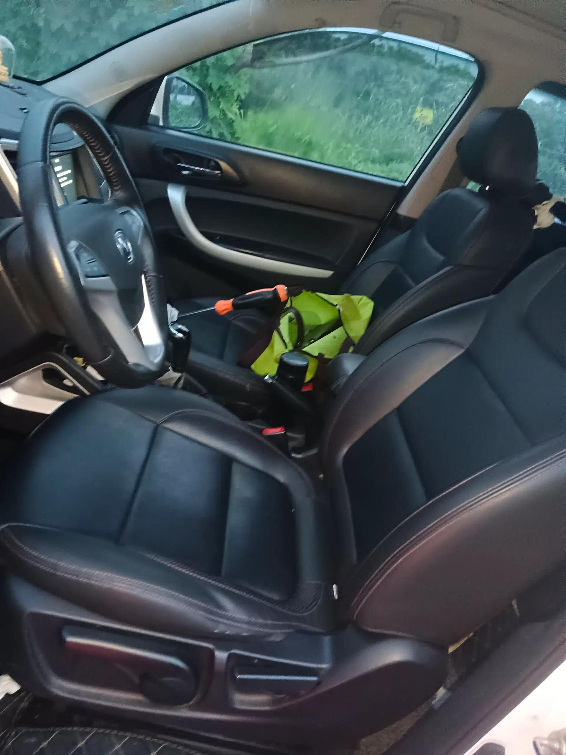 CHANGAN CS35 2016 1.6L Manual Luxury Model China IV Standard — миниатюра 15