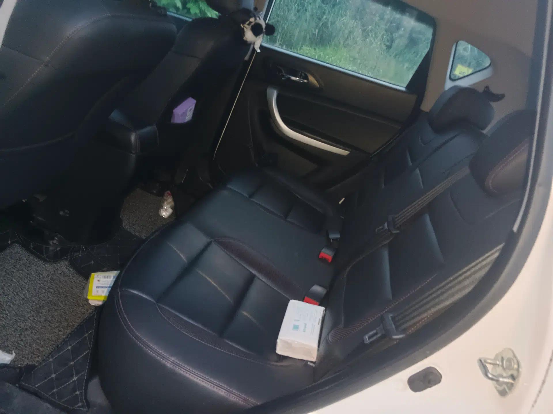 CHANGAN CS35 2016 1.6L Manual Luxury Model China IV Standard — миниатюра 17
