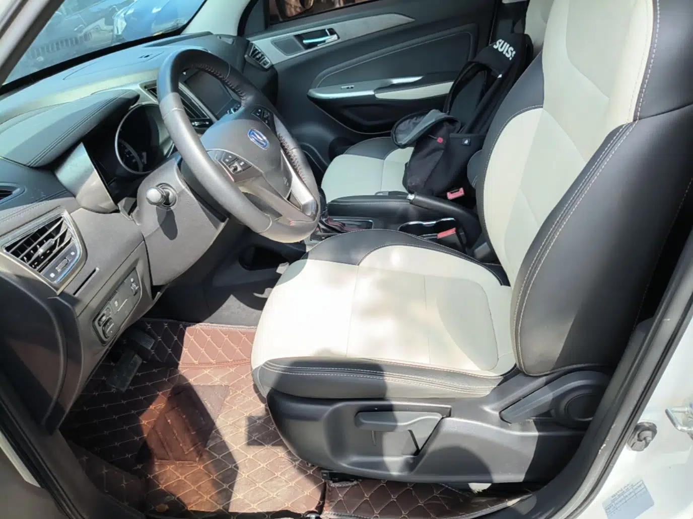 CHANGAN CS35 2017 1.6L Automatic Luxury Model — миниатюра 17