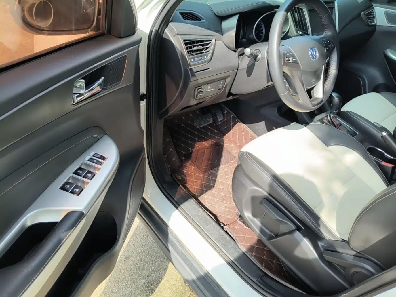 CHANGAN CS35 2017 1.6L Automatic Luxury Model — миниатюра 18