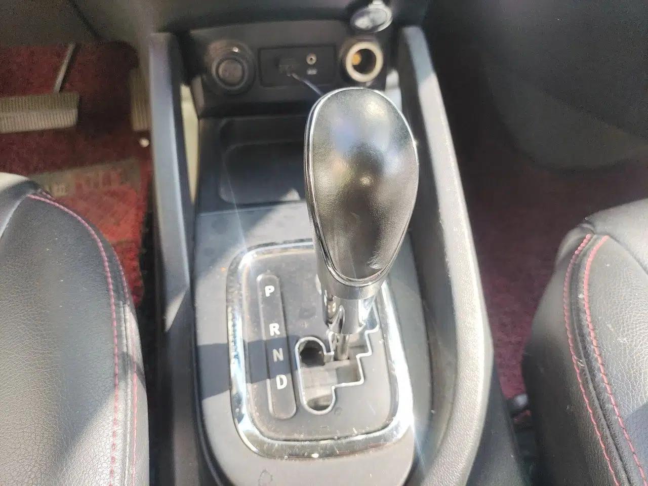 CHANGAN CS35 2014 1.6L Automatic Luxury Model China IV Standard — миниатюра 14