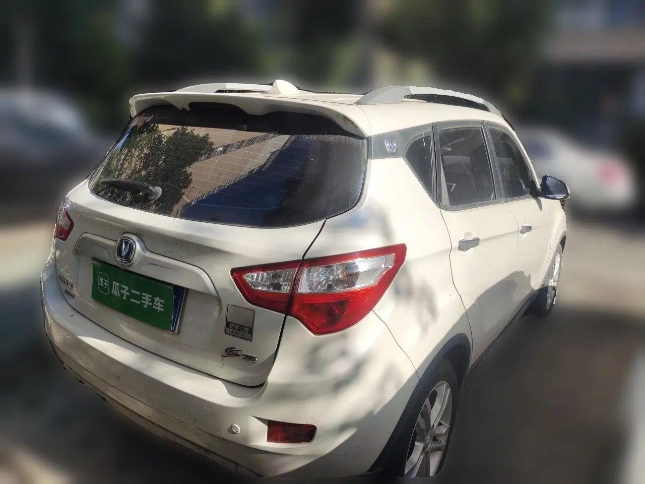 CHANGAN CS35 2014 1.6L Automatic Luxury Model China IV Standard — миниатюра 6