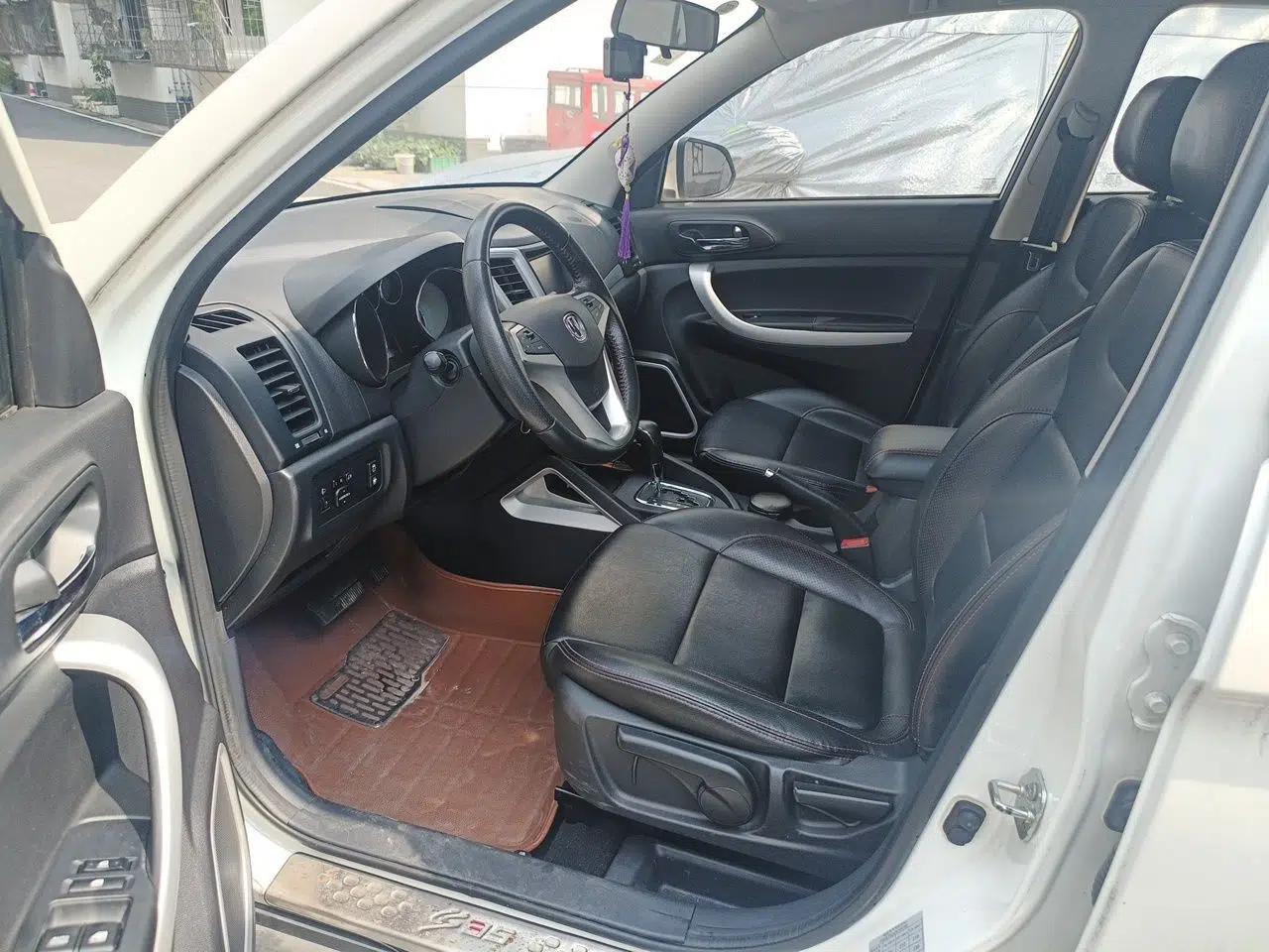 CHANGAN CS35 2015 1.6L Automatic Prestige Model China IV Standard — миниатюра 12