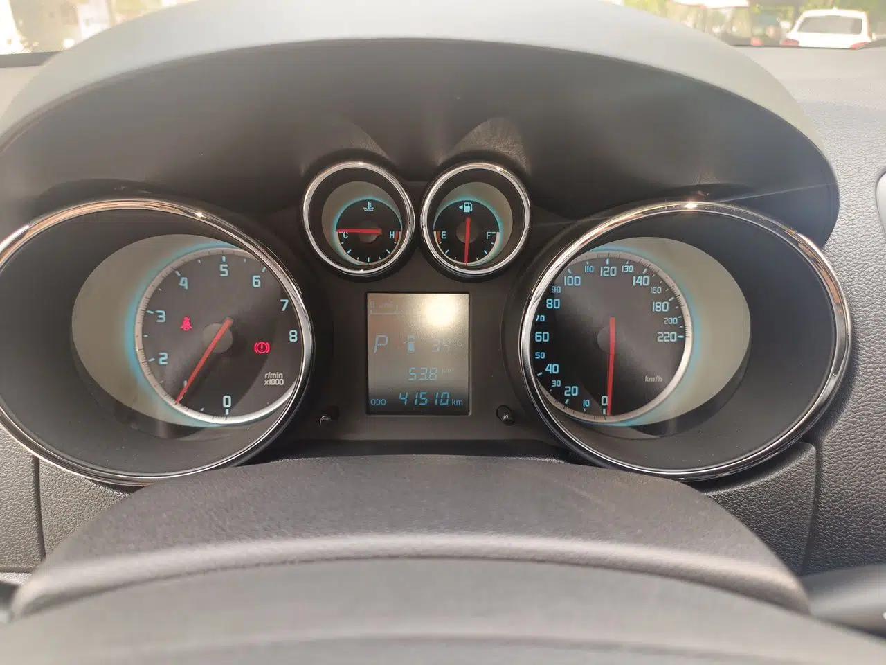 CHANGAN CS35 2015 1.6L Automatic Prestige Model China IV Standard — миниатюра 8