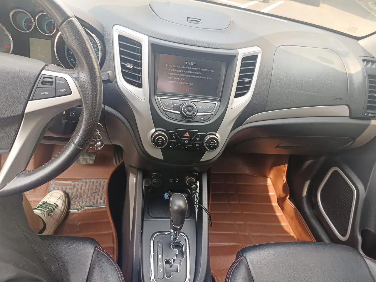 CHANGAN CS35 2015 1.6L Automatic Prestige Model China IV Standard — миниатюра 10