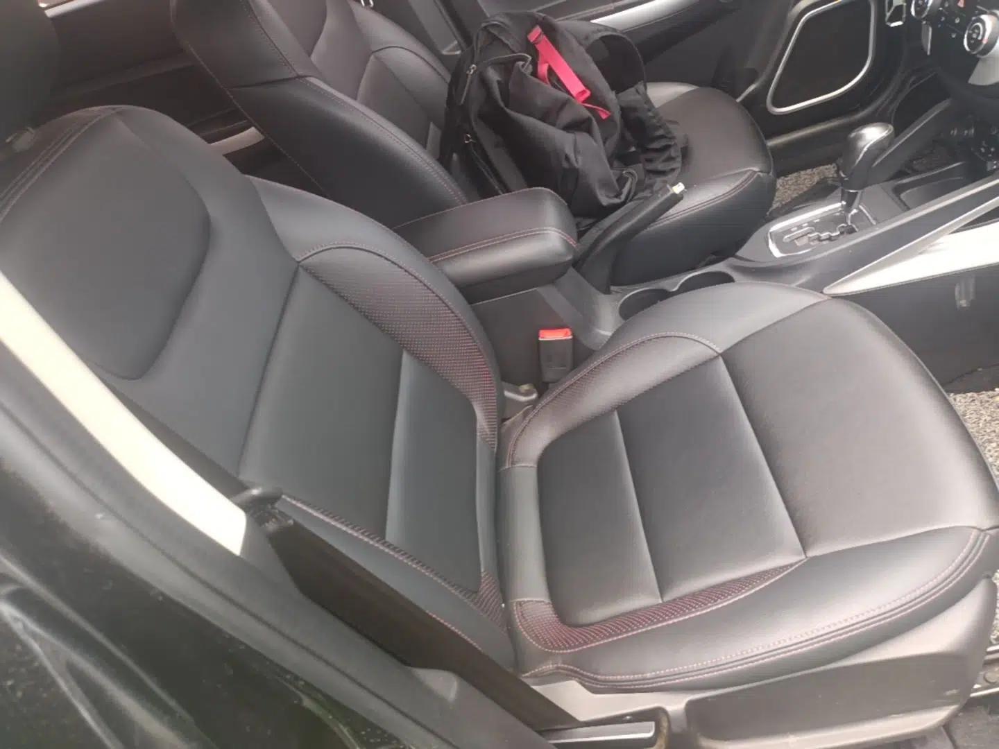 CHANGAN CS35 2016 1.6L Automatic Luxury Model China V Standard — миниатюра 19