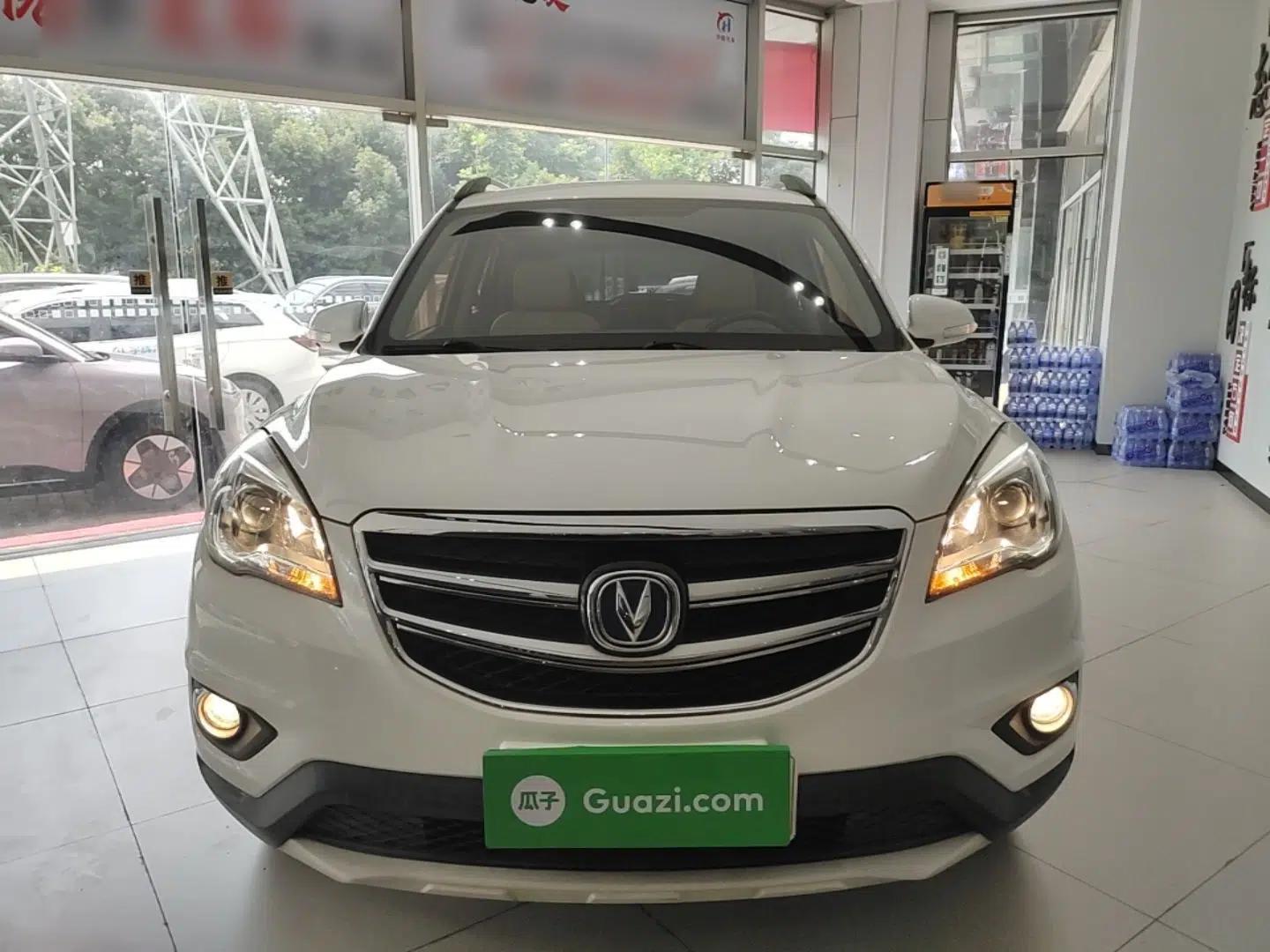 CHANGAN CS35 2017 1.6L Manual Luxury Model — миниатюра 2