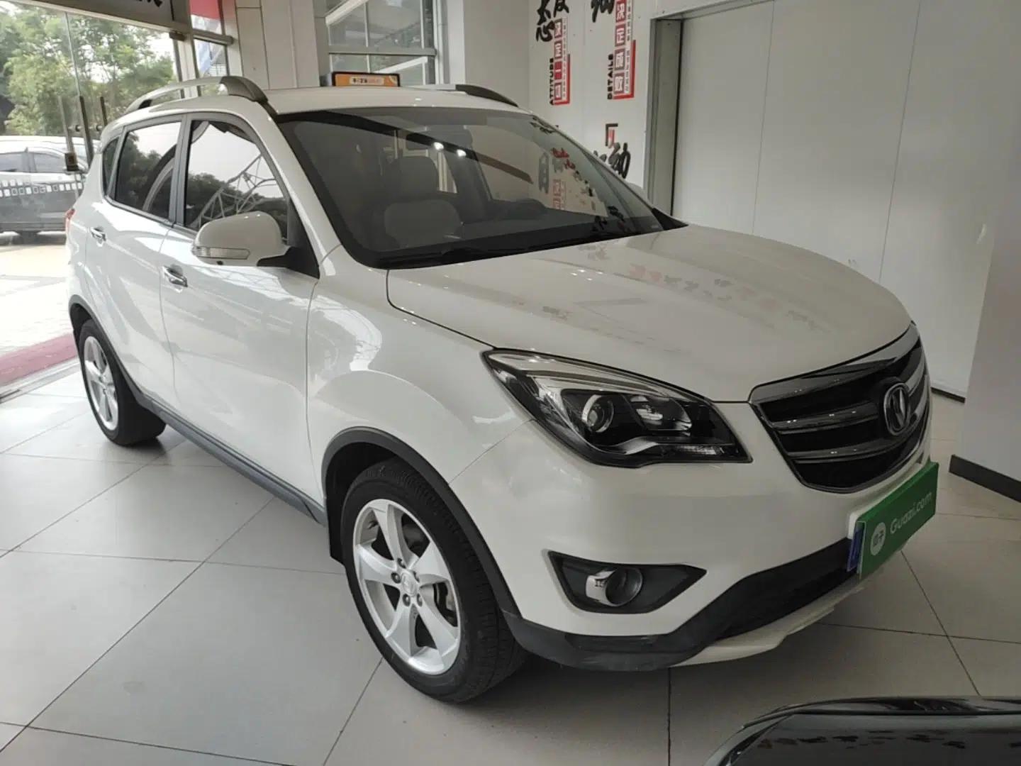 CHANGAN CS35 2017 1.6L Manual Luxury Model — миниатюра 12