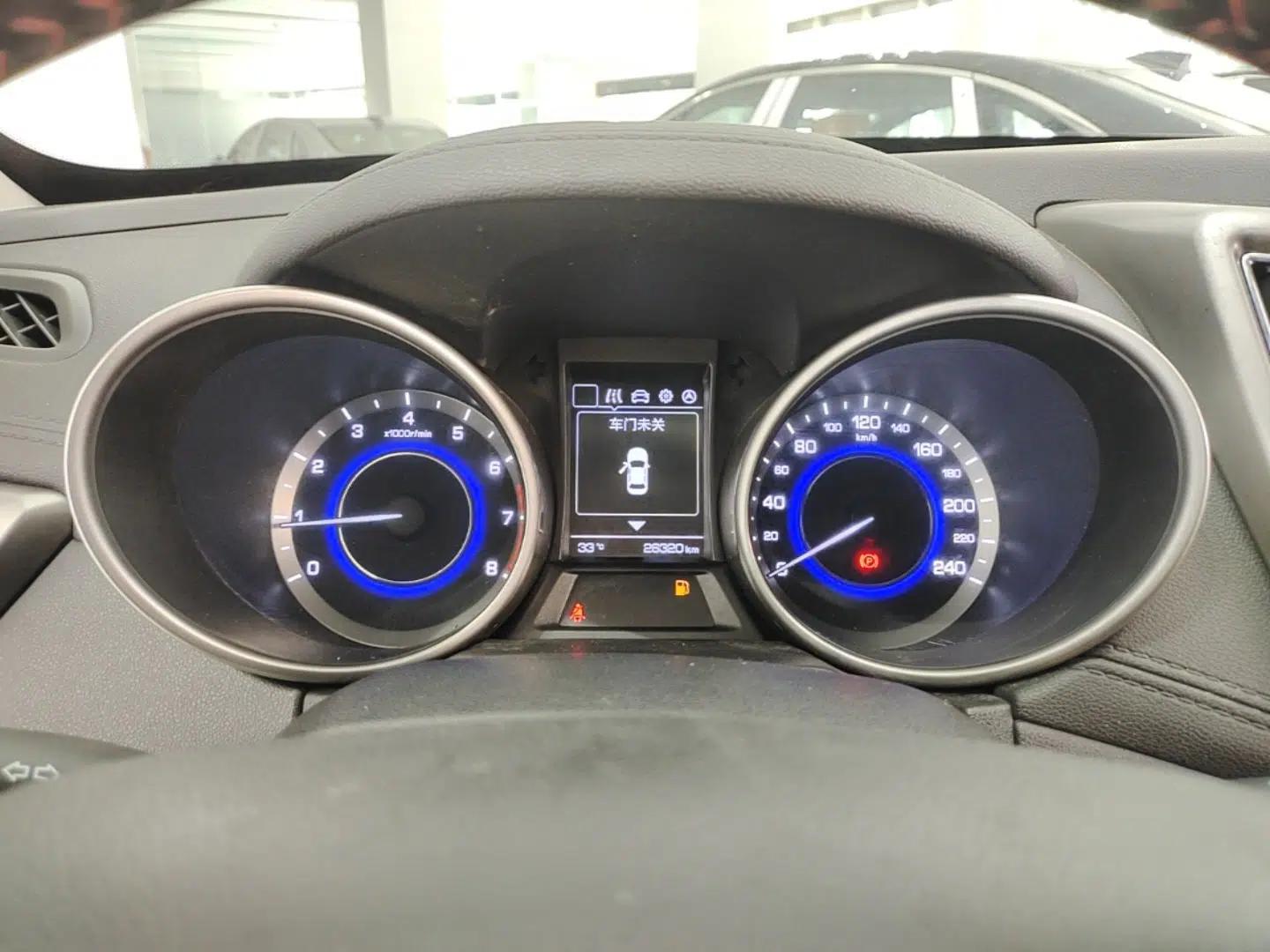 CHANGAN CS35 2017 1.6L Manual Luxury Model — миниатюра 19