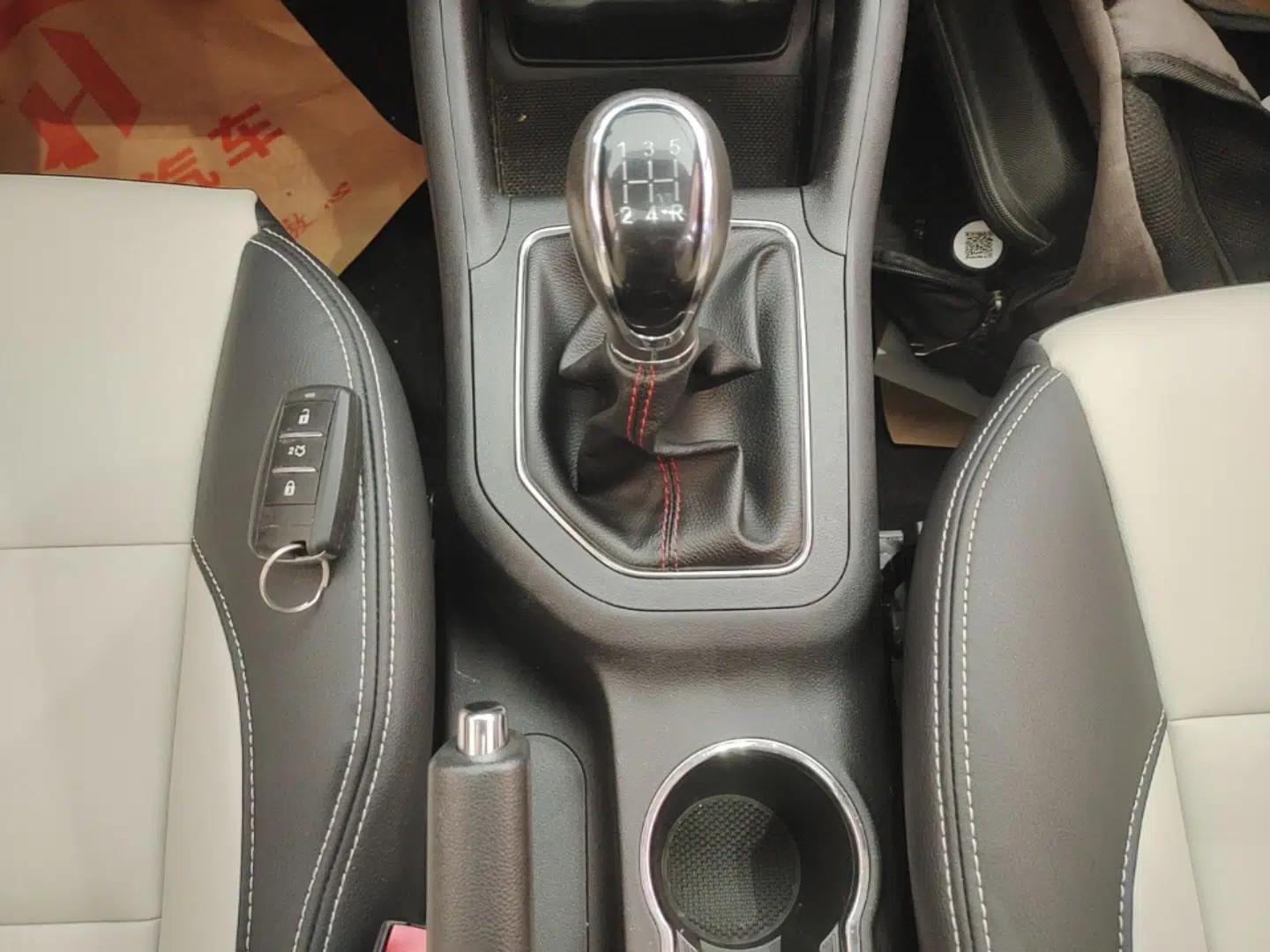 CHANGAN CS35 2017 1.6L Manual Luxury Model — миниатюра 21