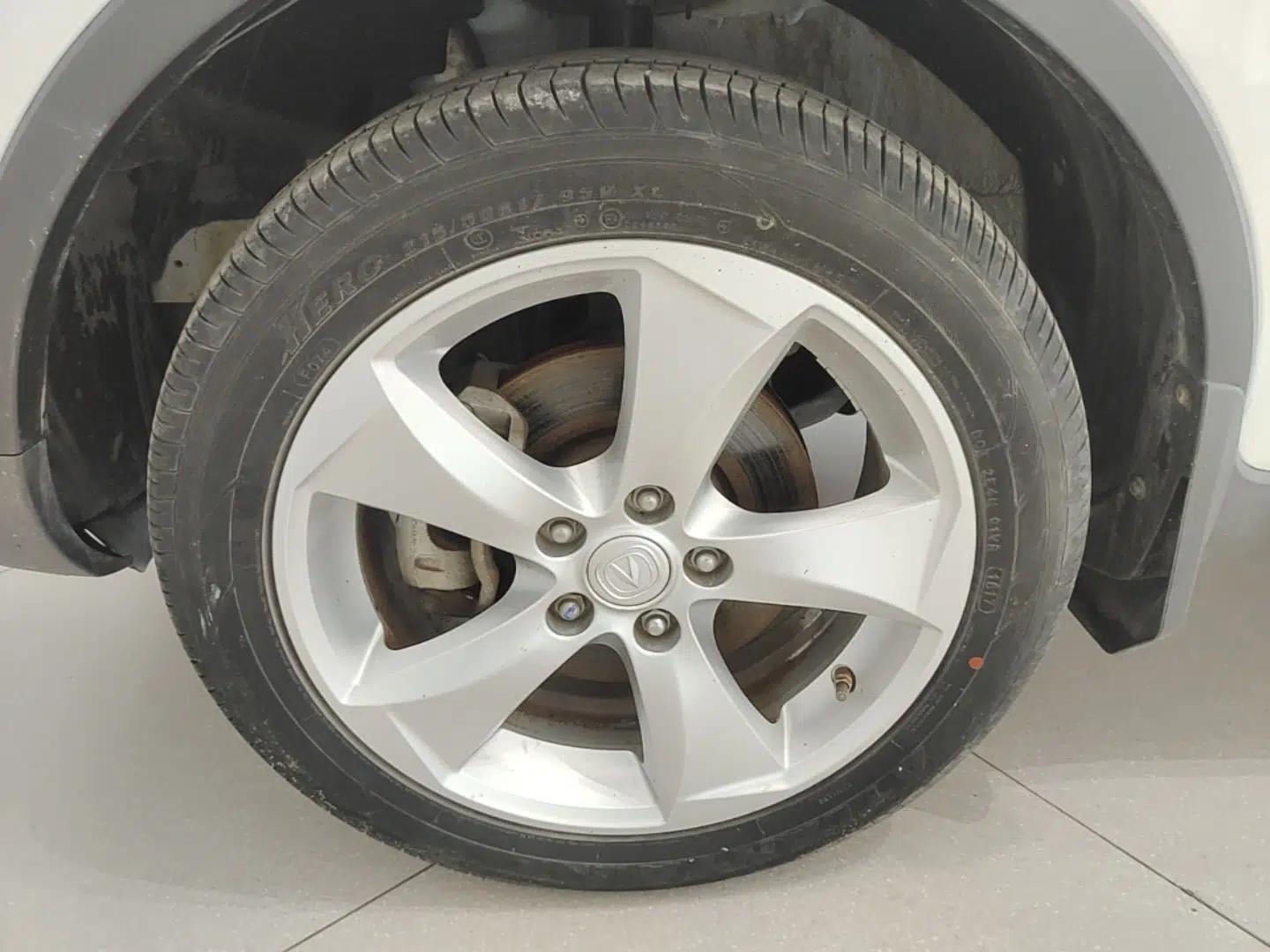 CHANGAN CS35 2017 1.6L Manual Luxury Model — миниатюра 10
