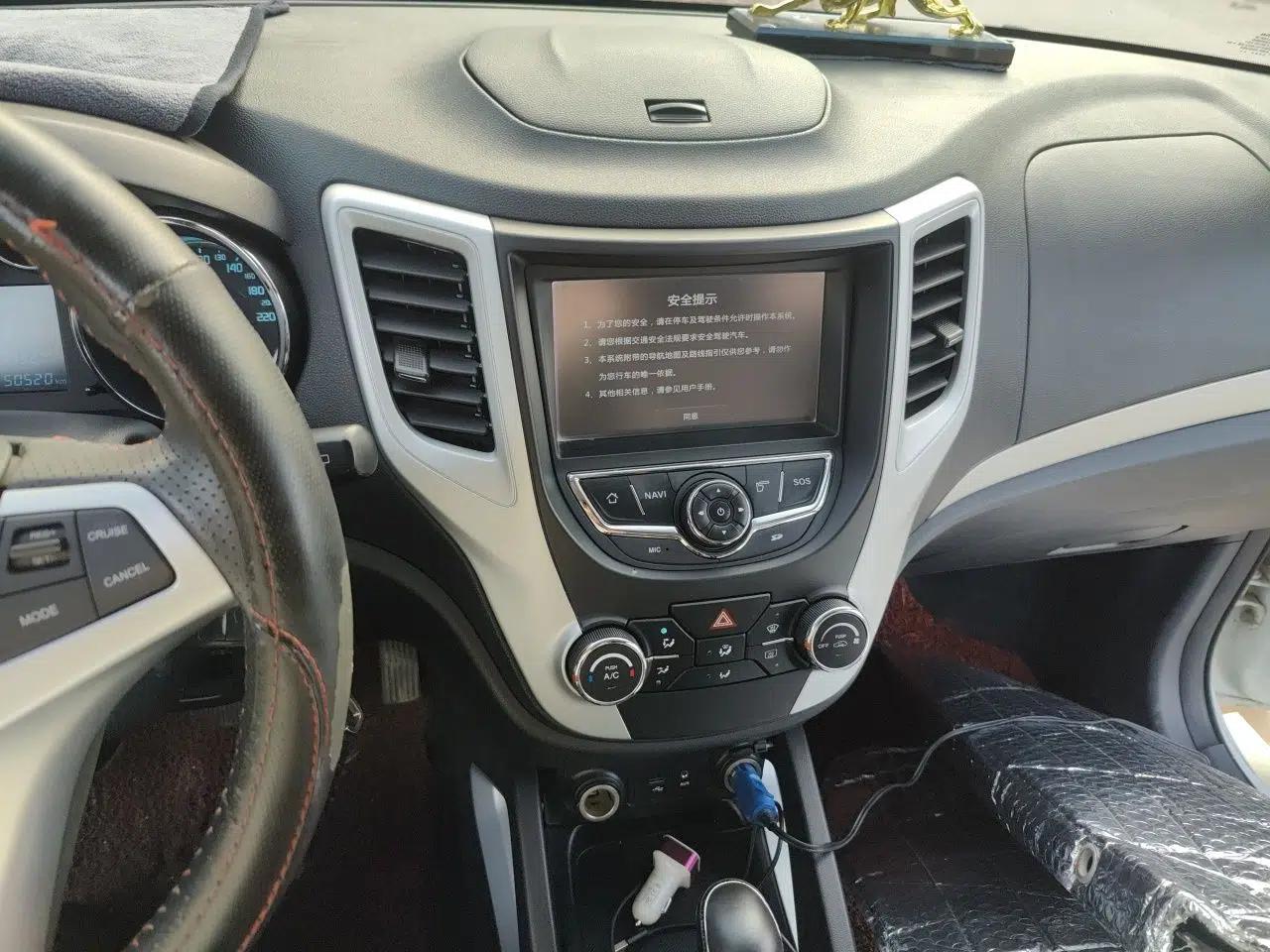 CHANGAN CS35 2015 1.6L Automatic Luxury Model China V Standard — миниатюра 13
